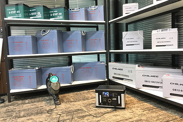 Gebruik de site van 700w Smart Portable Power Station